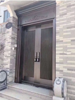 銅門